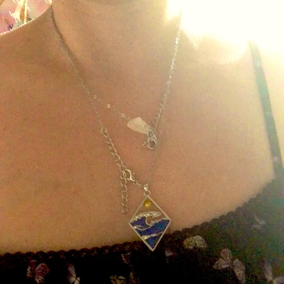 Cloud and waves necklaces only worn for pic - Picture 2 of 4